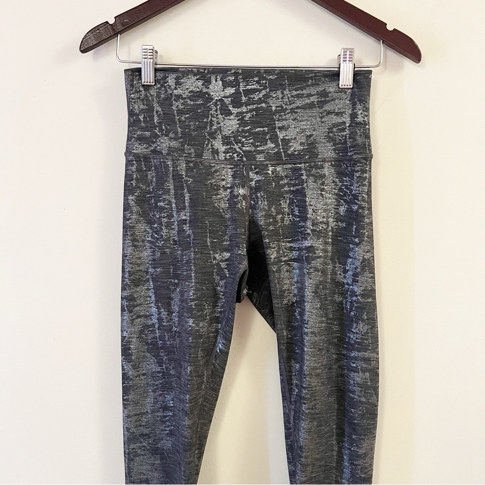 Lululemon Wunder Under High Rise Tight 28” inseam in Brindle Foil Size 6 - Picture 3 of 10